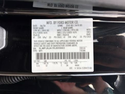 Used 2024 Lincoln Nautilus Premier w/ Equipment Group 102A AWD/4WD image 33