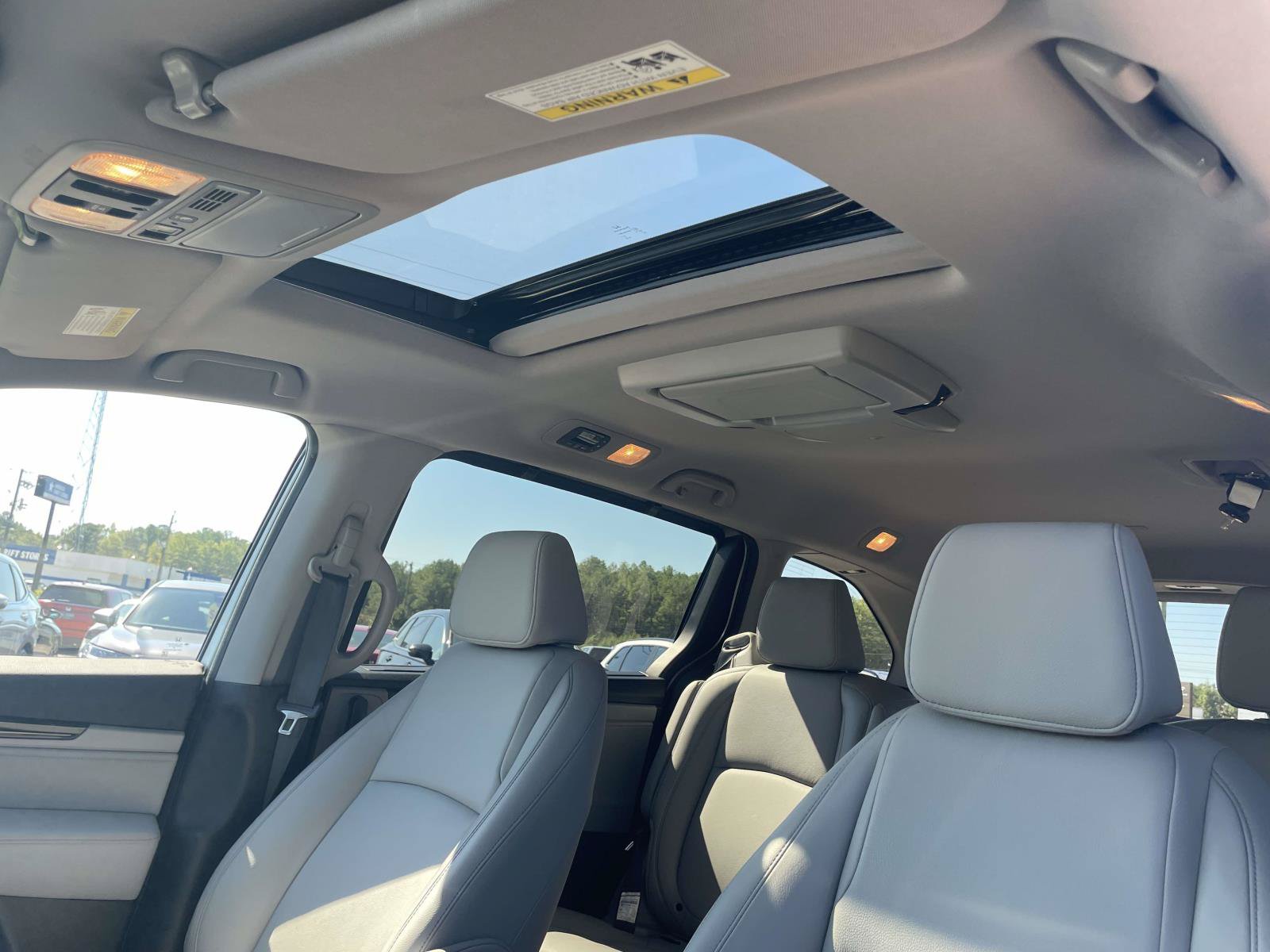 Certified 2024 Honda Odyssey Touring image 13