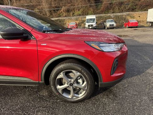 New 2026 Ford Escape ST-Line w/ Cold Weather Package AWD/4WD image 2