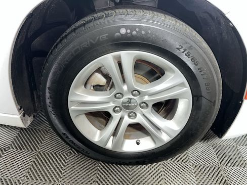 Used 2023 Dodge Charger SXT image 10