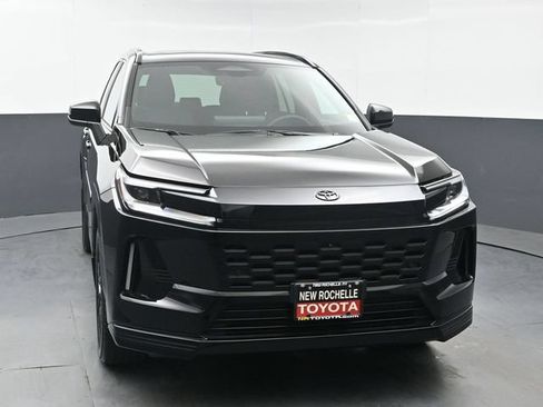 Used 2026 Toyota RAV4 XSE AWD/4WD image 10