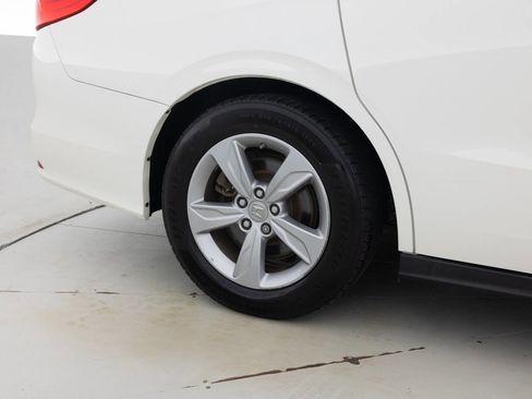 Used 2018 Honda Odyssey EX-L image 21