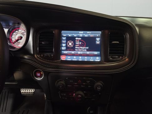 Used 2022 Dodge Charger SRT Hellcat w/ Harman/Kardon Audio Group image 20