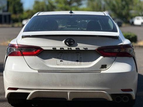 Used 2023 Toyota Camry SE AWD/4WD image 4