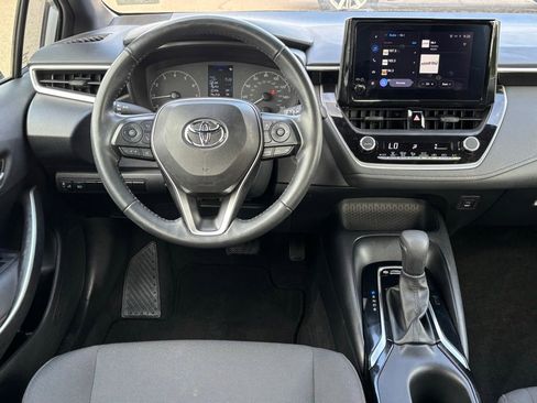 Certified 2024 Toyota Corolla SE FWD image 9