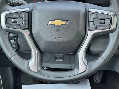 Used 2024 Chevrolet Silverado 1500 LT AWD/4WD image 20