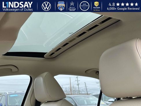 Used 2017 Volkswagen Jetta SE image 23