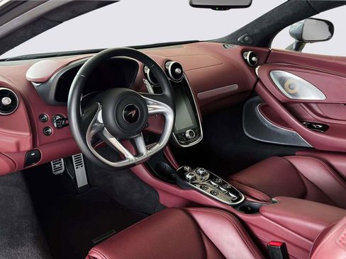 Used 2023 McLaren GT image 20