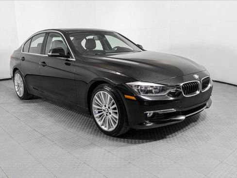 Used 2015 BMW 328i Sedan w/ Premium Package image 11