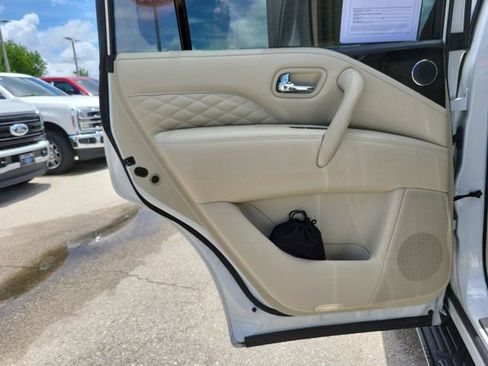 Used 2019 INFINITI QX80 Luxe w/ 22" Wheel Package RWD image 14