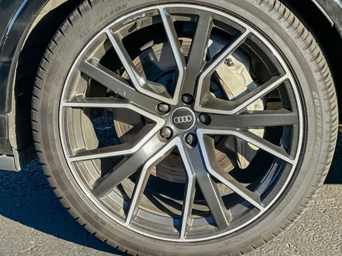 Used 2021 Audi Q7 3.0T Prestige AWD/4WD image 28