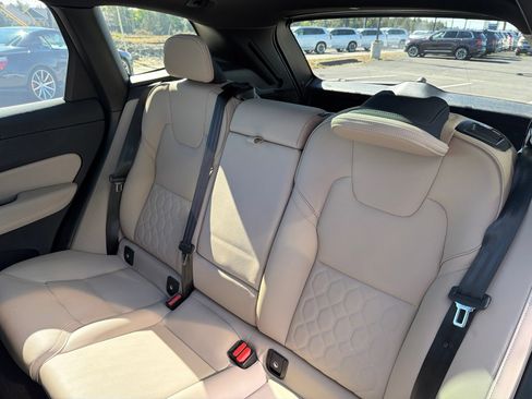 Used 2026 Volvo XC60 B5 Plus AWD/4WD image 22