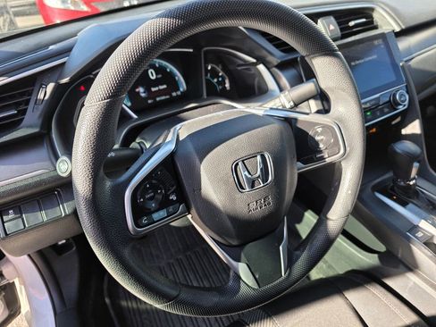 Used 2016 Honda Civic EX image 9