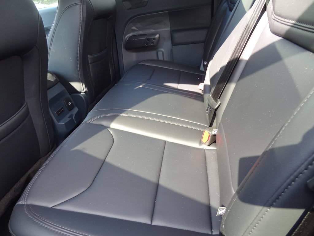Used 2026 Ford Maverick Lariat w/ Black Appearance Package AWD/4WD image 15