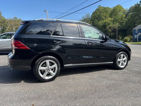 Used 2018 Mercedes-Benz GLE 350 4MATIC w/ Premium 2 Package image 11