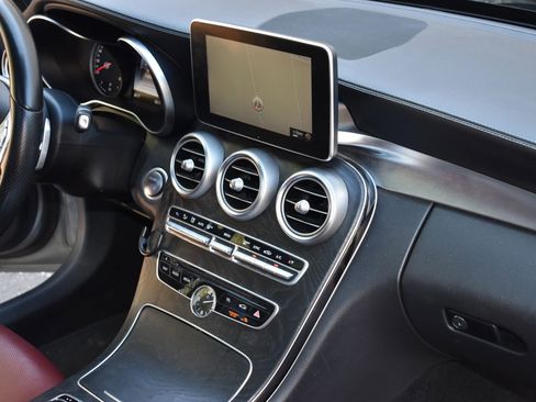 Used 2016 Mercedes-Benz C 300 Sedan image 11