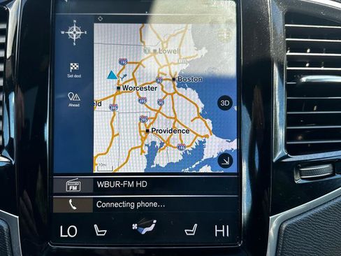 Used 2018 Volvo XC90 T6 Momentum w/ Convenience Package AWD/4WD image 19