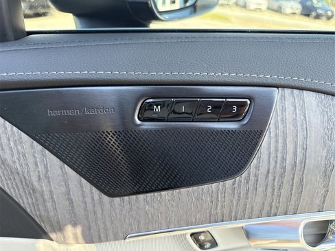 Used 2022 Volvo XC90 T6 Inscription w/ Advanced Package image 32