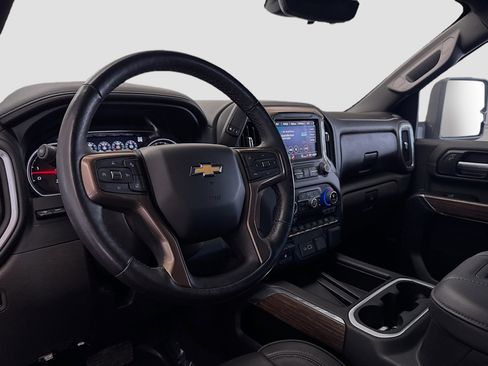 Used 2022 Chevrolet Silverado 3500 High Country image 7