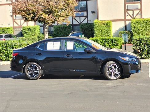 Used 2024 Nissan Sentra SV w/ All-Weather Package image 4