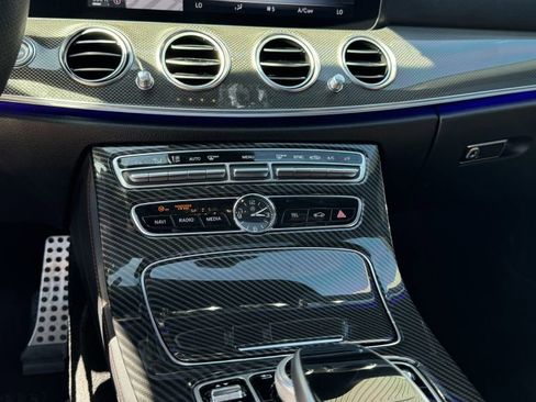 Used 2017 Mercedes-Benz E 43 AMG 4MATIC Sedan image 29