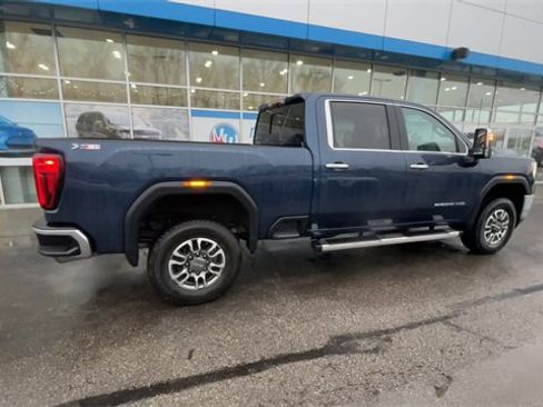 Certified 2023 GMC Sierra 2500 SLT w/ SLT Preferred Package image 8