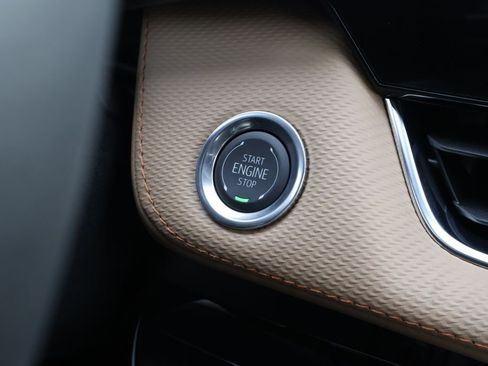 New 2026 Chevrolet Equinox ACTIV w/ Convenience Package III image 35