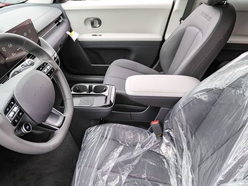 New 2026 Hyundai Ioniq 5 SEL image 17
