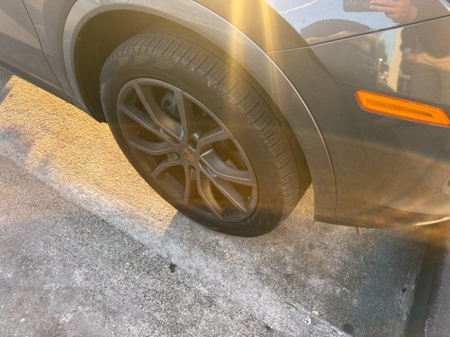Used 2020 Porsche Cayenne AWD/4WD image 5