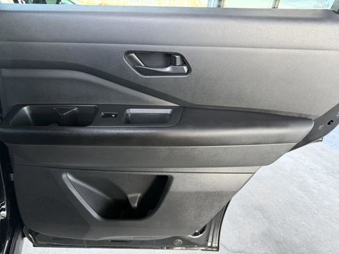 Used 2023 Nissan Pathfinder Rock Creek image 30
