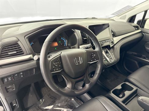 Used 2024 Honda Odyssey EX-L image 4