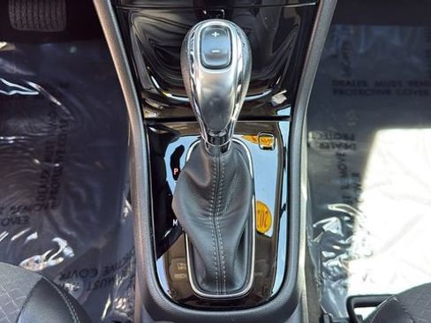 Used 2021 Buick Encore Preferred w/ Safety Package AWD/4WD image 25