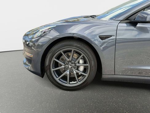 Used 2022 Tesla Model 3 Long Range image 12