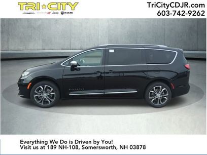 New 2026 Chrysler Pacifica Pinnacle