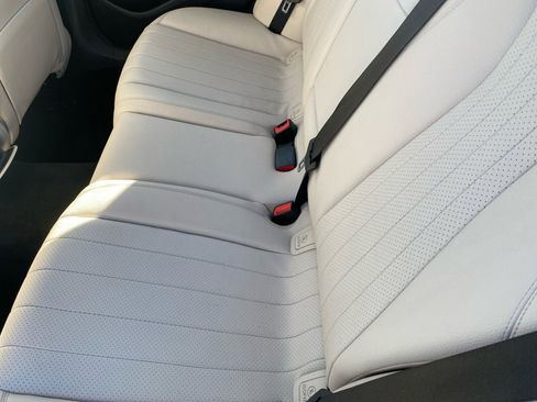 Used 2017 Mercedes-Benz E 300 w/ Premium 1 Package image 14