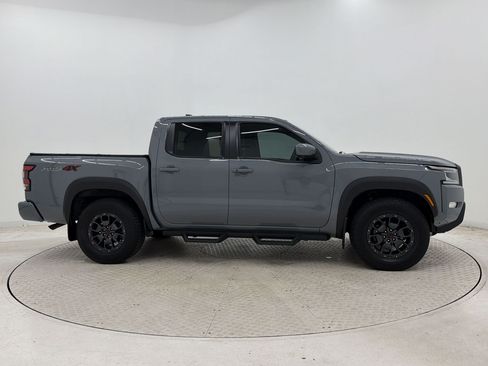 Used 2023 Nissan Frontier PRO-4X w/ Pro-4X Premium Package AWD/4WD image 8