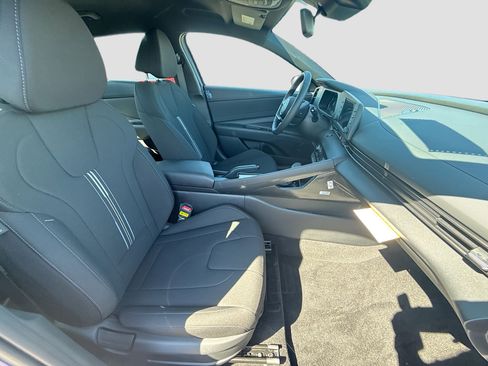 New 2026 Hyundai Elantra Sport FWD image 20
