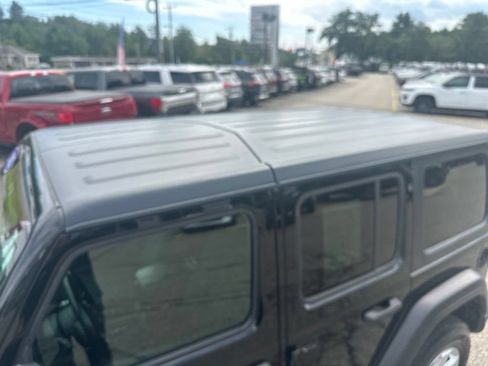 Used 2020 Jeep Wrangler Unlimited Sport S AWD/4WD image 28