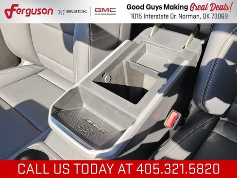 New 2026 GMC Terrain Elevation w/ Elevation Premium Package AWD/4WD image 33