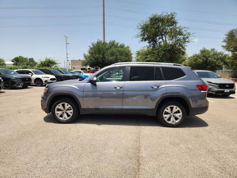 Used 2018 Volkswagen Atlas Launch Edition FWD image 4