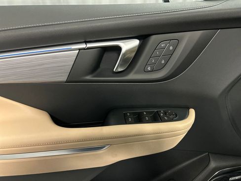 New 2026 Buick Enclave Preferred w/ Power Package AWD/4WD image 12