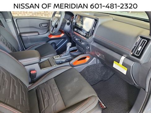 New 2026 Nissan Frontier PRO-4X w/ Pro-4x Convenience Package AWD/4WD image 12