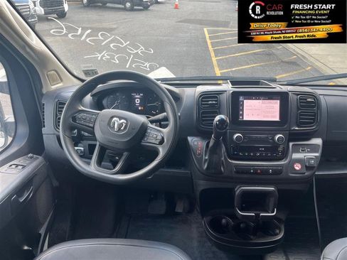 Used 2025 RAM ProMaster 2500 w/ Convenience Group FWD image 27