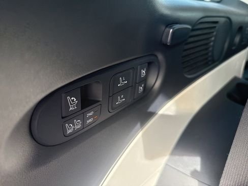 Used 2026 Hyundai Palisade Calligraphy FWD image 9