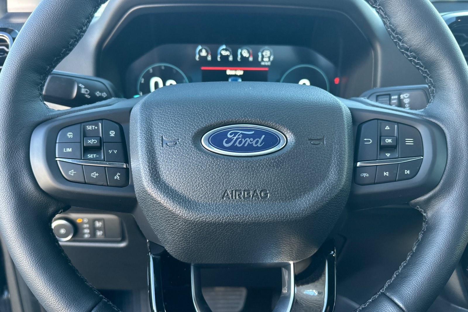 New 2026 Ford Ranger Lariat w/ FX4 Off-Road Package AWD/4WD image 25