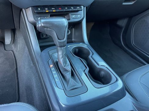 Used 2021 Chevrolet Colorado Z71 w/ Safety Package image 15