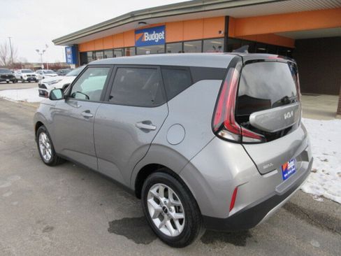 Used 2024 Kia Soul LX w/ Option Group 015 image 3