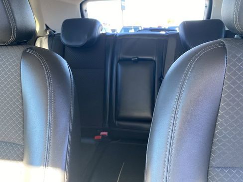 Used 2021 Buick Encore Preferred w/ Safety Package II image 20