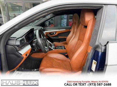 Used 2021 Lamborghini Urus AWD/4WD image 14