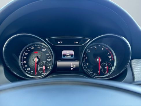 Used 2020 Mercedes-Benz GLA 250 SUV w/ Premium Package image 12